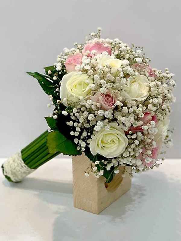 دسته گل عروس ژیپسوفیلا ، رز